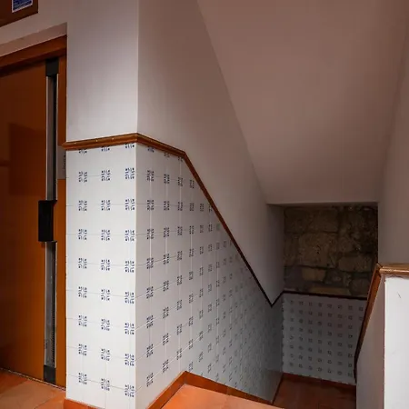 Feel Ribeira Vintage Duplex דירה *